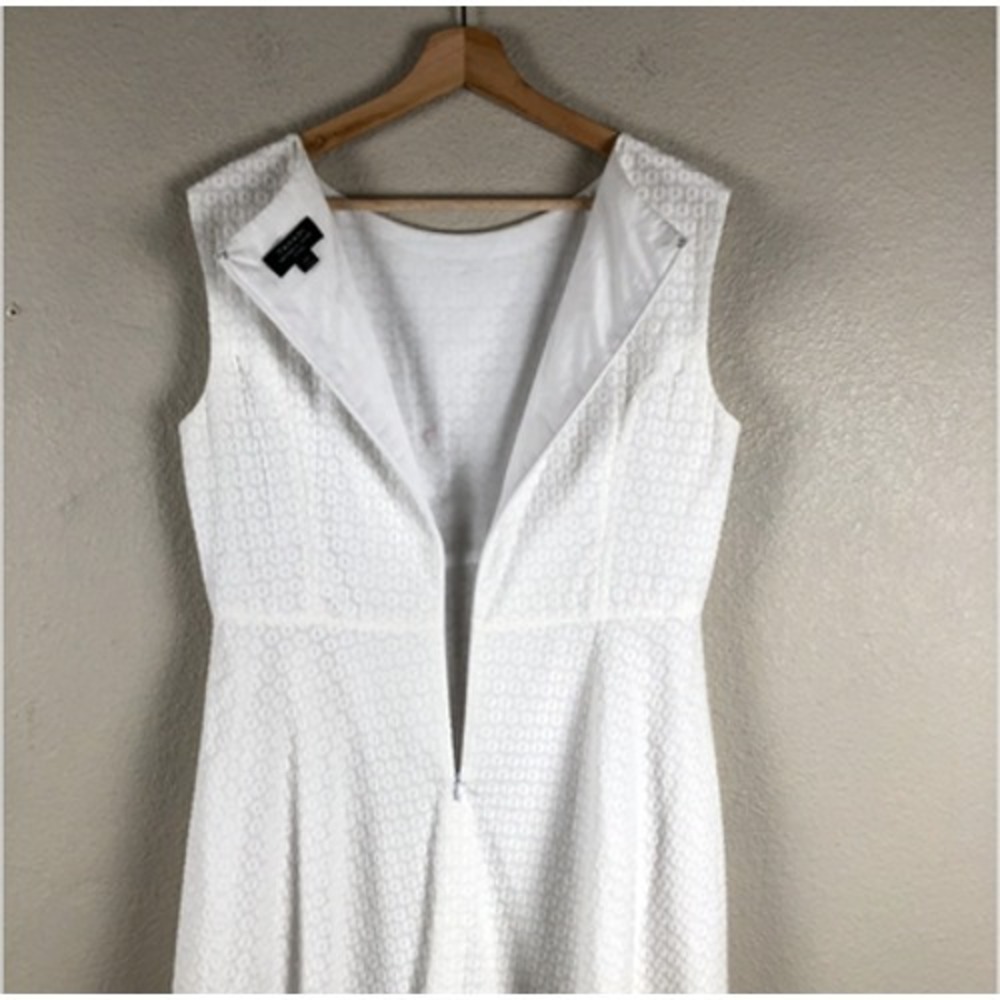 Tahari Arthur S Levine Lace Dress Womens 10P White Fit and Flare Feminine Casual - Picture 4 of 16